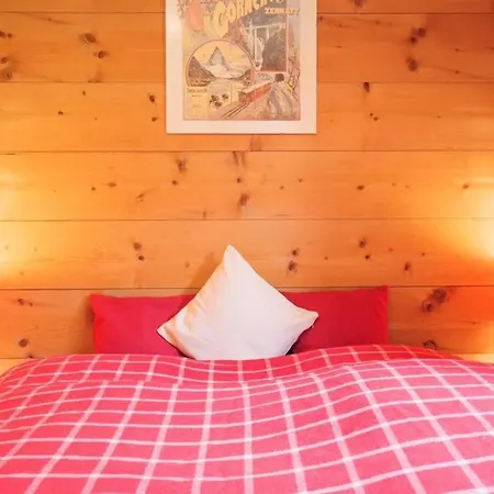 Fortuna - Cozy 3-bed, Stunning Matterhorn View Near Skilift Lägenhet